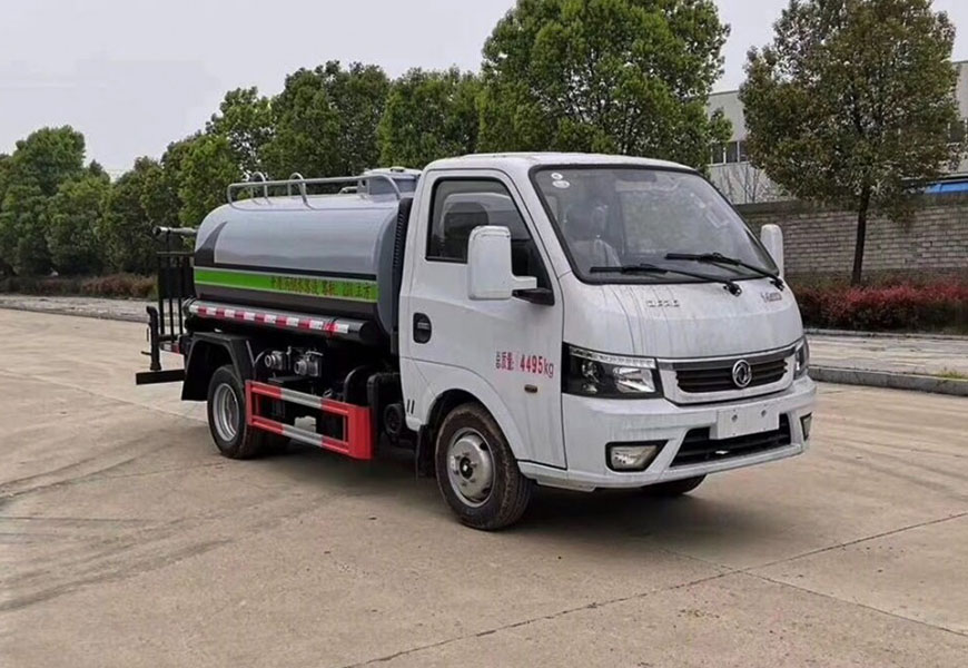 東風(fēng)途逸新款國(guó)六灑水車(chē)