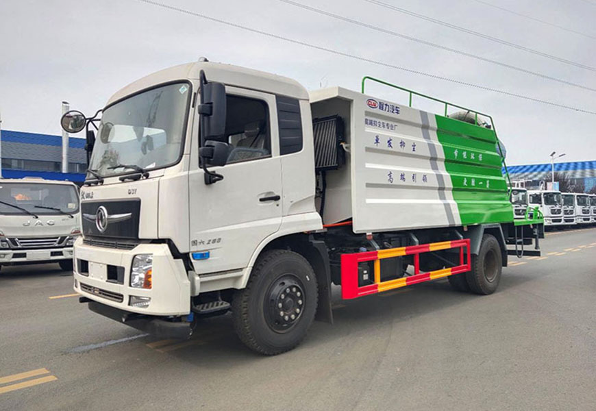 東風(fēng)專(zhuān)底國(guó)六單發(fā)抑塵車(chē)