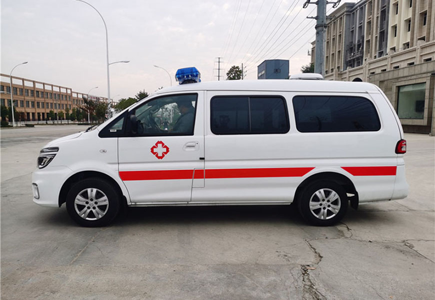 國六東風(fēng)風(fēng)行救護車