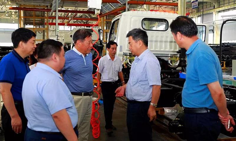 華菱星馬集團(tuán)劉漢如董事長蒞臨程力汽車集團(tuán)商務(wù)考察暨洽談戰(zhàn)略合作項(xiàng)目